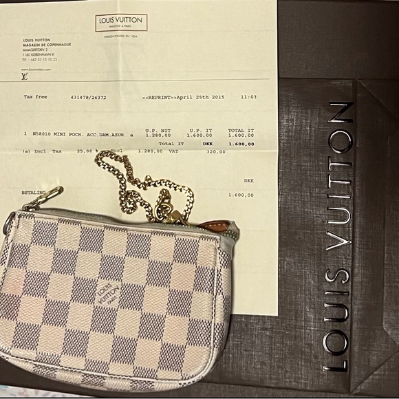Authentic Louis Vuitton Mini Pochette Damier Azur.  Date code is SP0135. - Picture 16 of 16